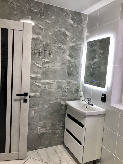 Відпочинок в Карпатах з басейном котедж RELAX HOME