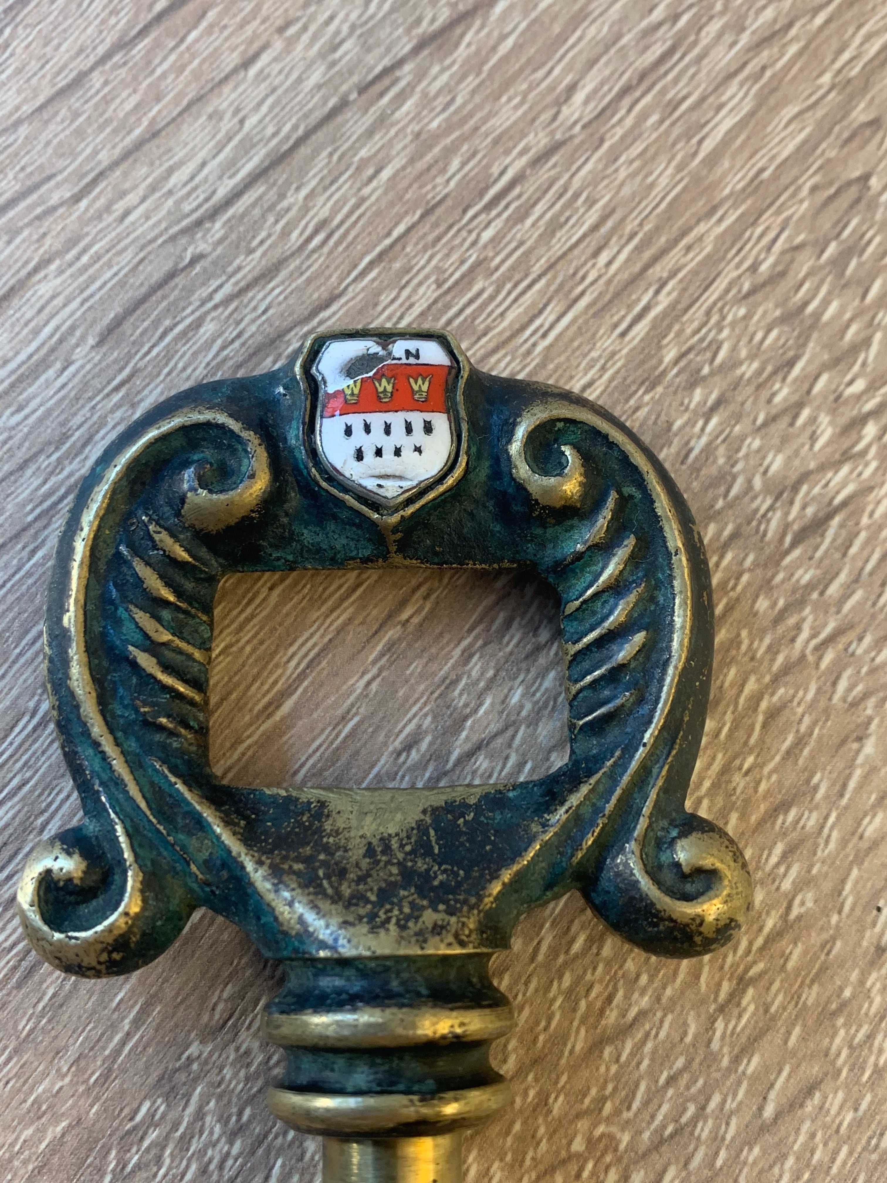 korkociąg, łądny ozdobny, mosiądz, Francja połowa wieku, vintage