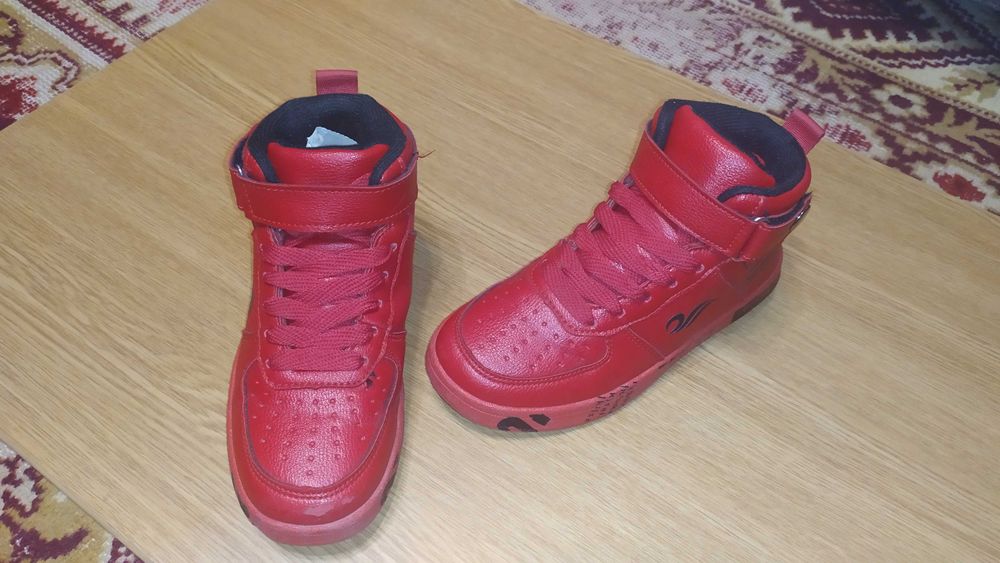 Ботинки на мальчика