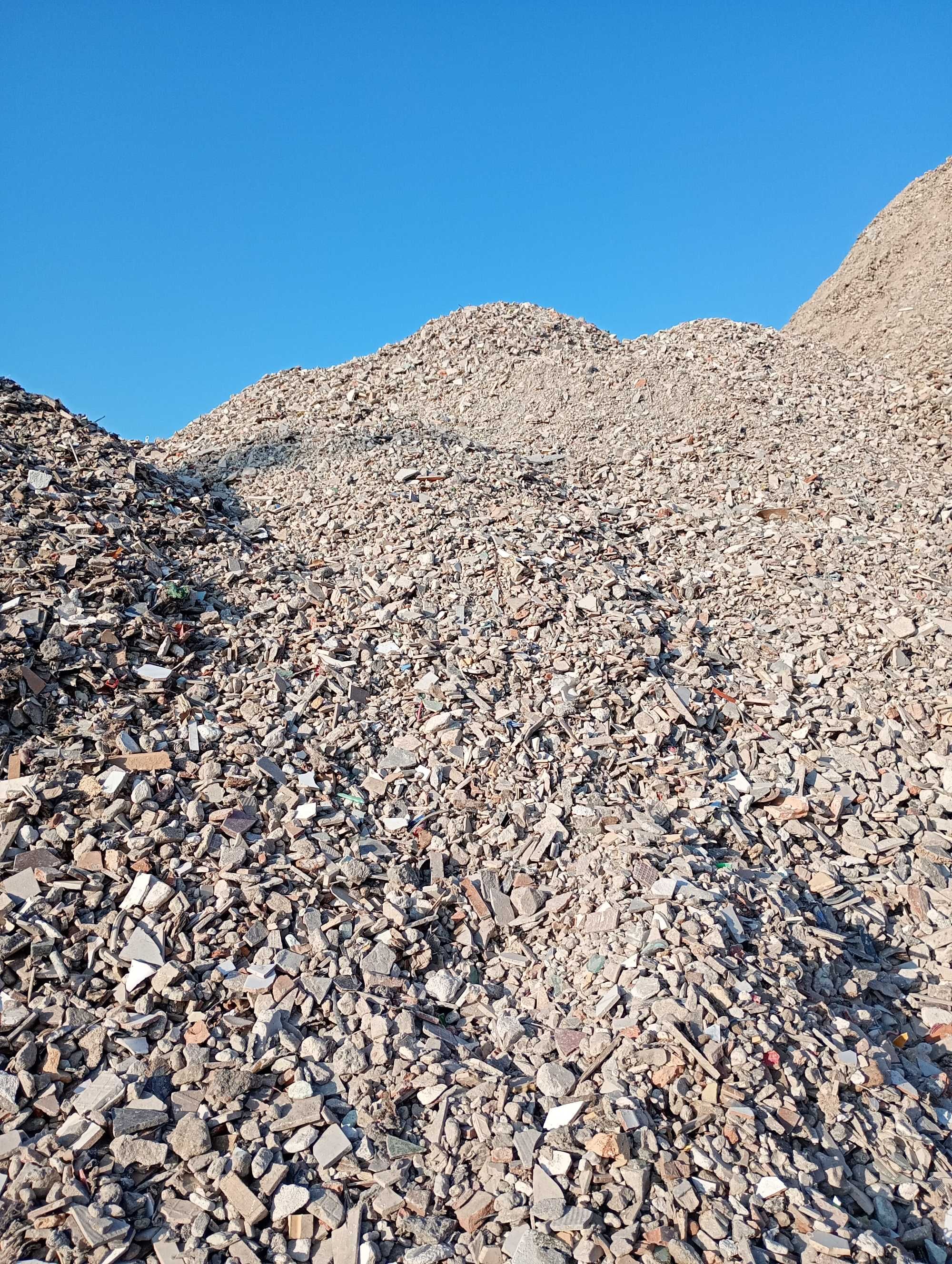 gruz Kruszywo ceglano-betonowe (gruz, kruszywo, odsiewka, tłuczeń)