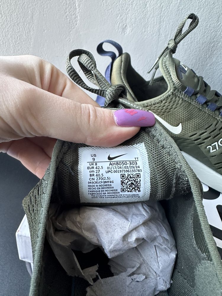 Кросівки Nike Air max 270
