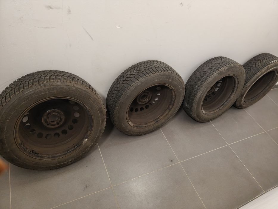 Felgi stalowe Opel Astra K 5x105, 56,6 + Opony zimowe 205/60R16(46/19)