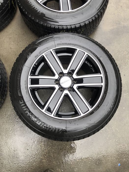 Nissan Navara Pathfinder Felgi opony 235/65 R17 8Jx17 6x114.3 ET30