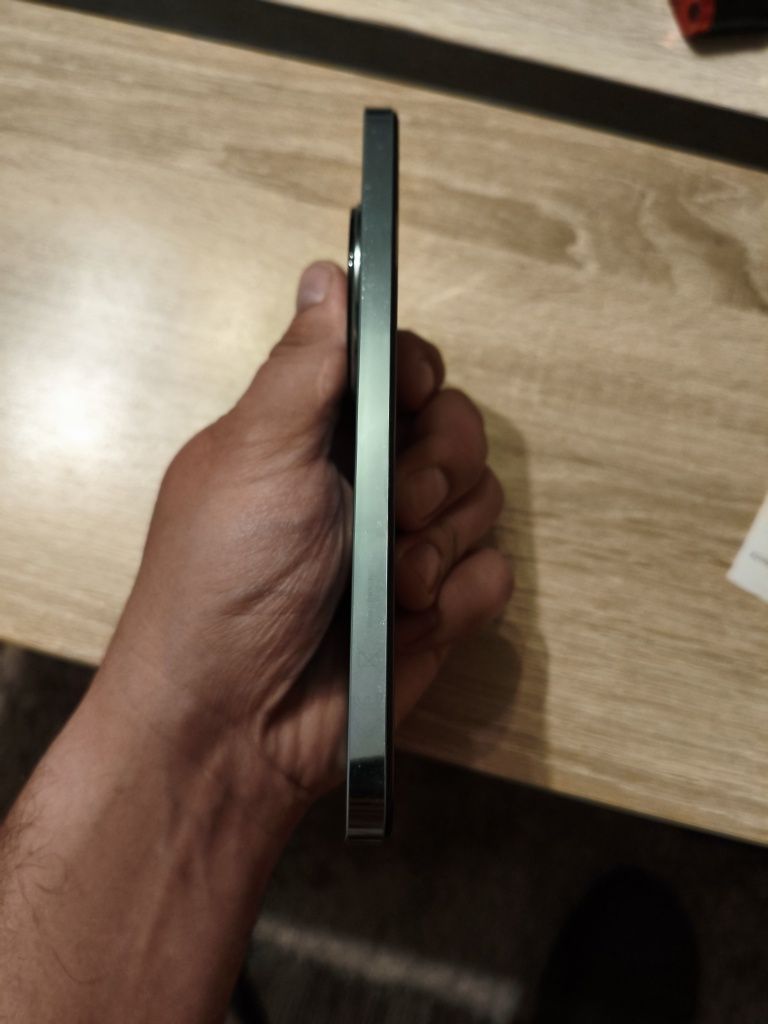 Smartfon Realme 12 + 5g