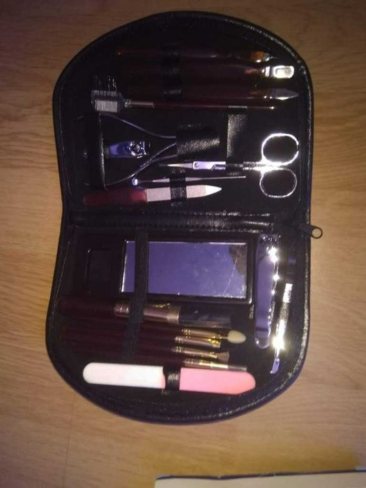 Ladies Manicure & Make-up Set Miss nails