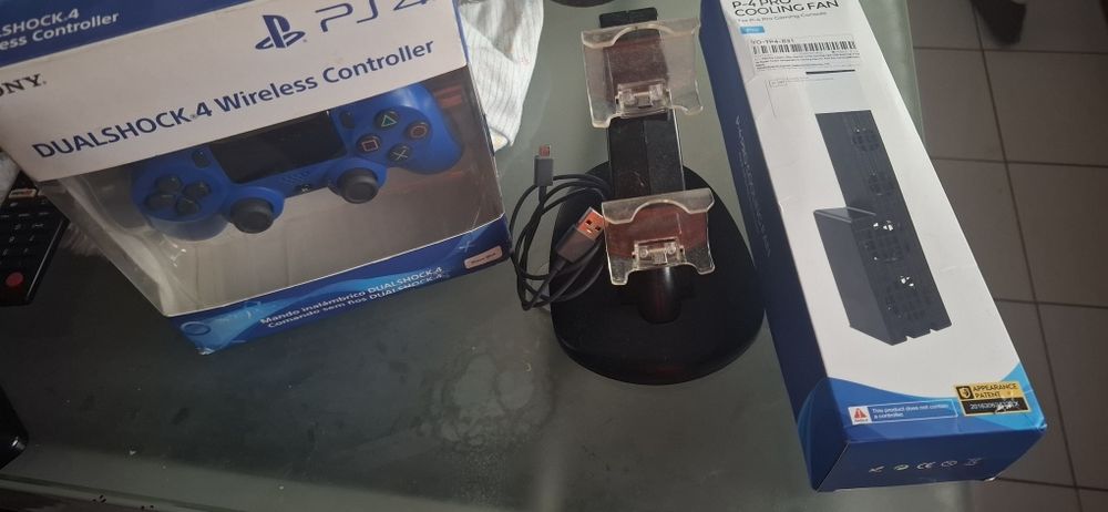 Comando ps4 e base de comando