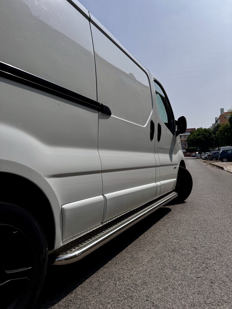 Renault trafic 2014 L2 Black edition