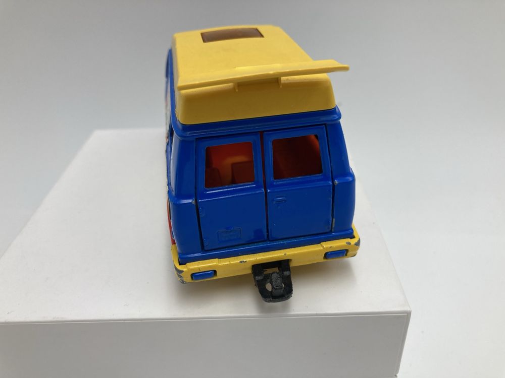 Majorette Camper Day Van Winners Team Blue Diecast Metal