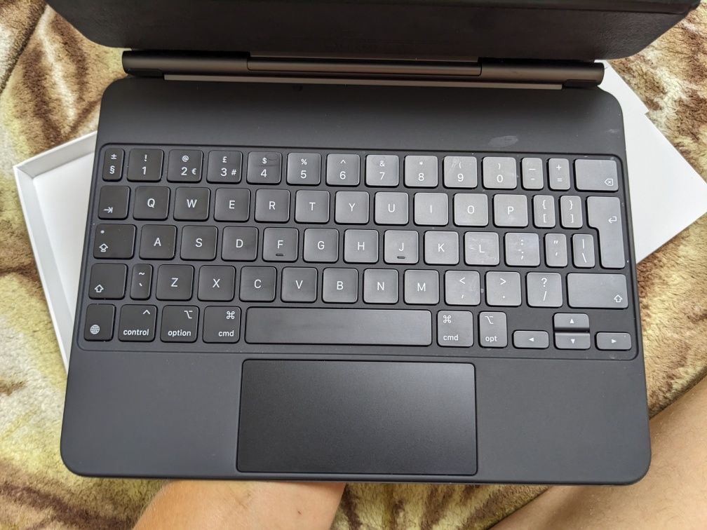 Клавиатура iPad 11 pro. А 2261