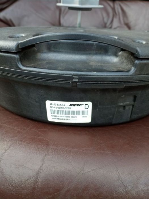 Сабвуфер Bose в запаску R16 для автомобіля Nissan Rogue 2019