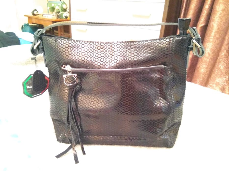 Сумка лазерная кожа черная