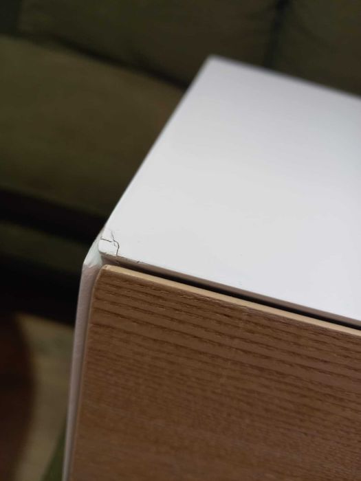 konsola SKLUM biało-drewniana