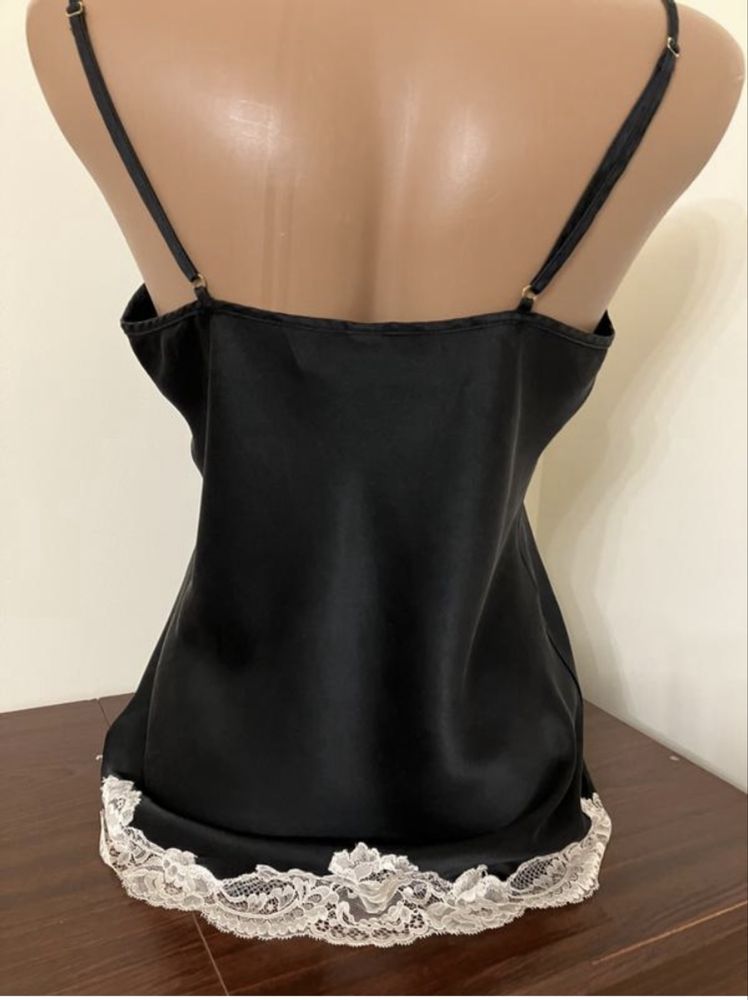 Топ,майка,білизна від intimissimi