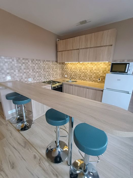 Mieszkanie 44m² os. Staszica z pięknym widokiem po generalnym remoncie