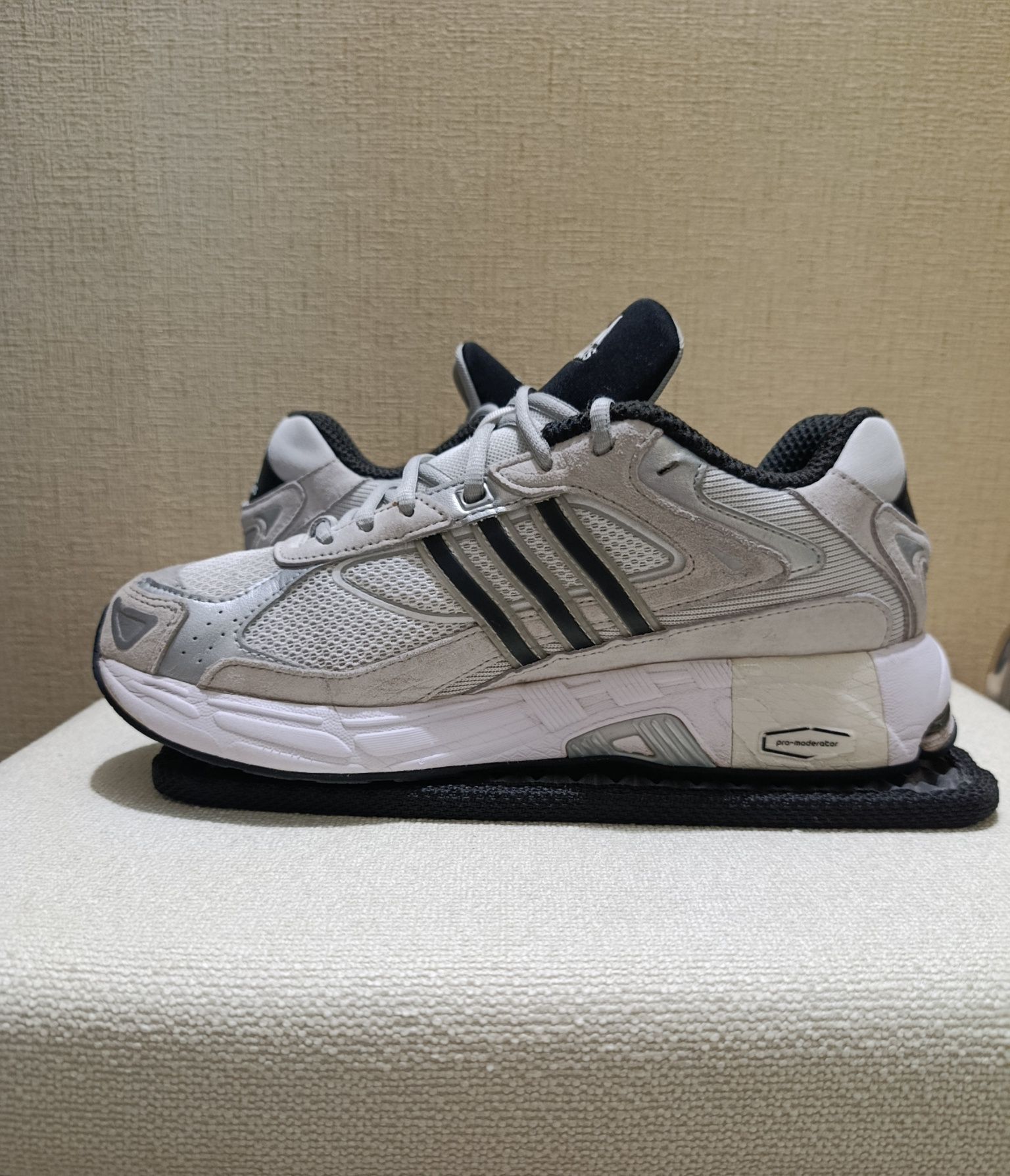 Adidas Response. Оригінал