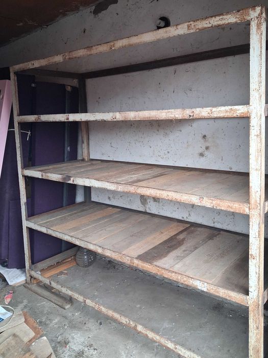 Стелажi металевi