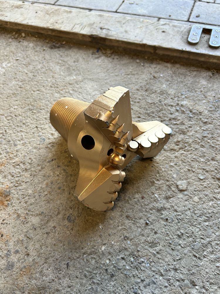 Wiertło Gryzer Bit PDC do studni głębinowych 190mm