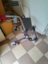 Wózek inwalidzki chodzik pchacz