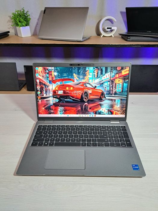 Ноутбук Dell Latitude 5520/i5-1145G7/16 Gb/256 Gb/Nvidia GeForce MX450