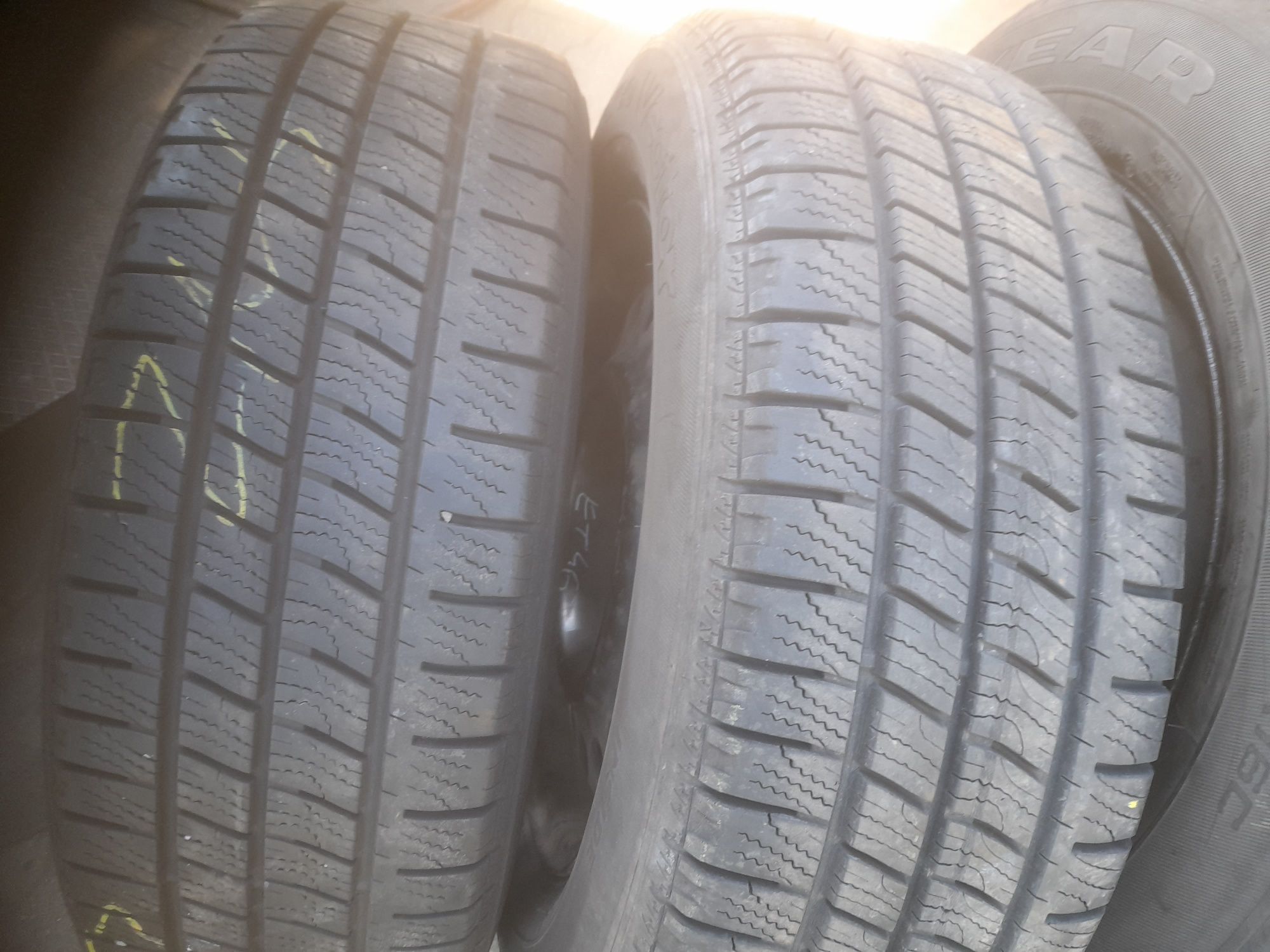 Opony bus  wielosezon I lato 215/65r16c hankook goodyear  2018-19r 7-7