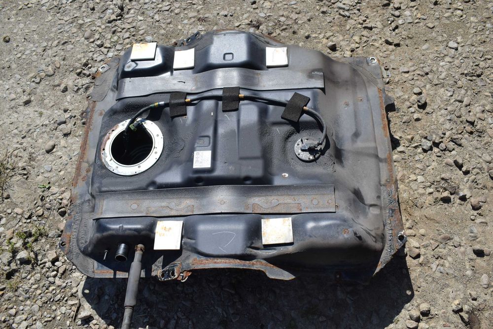 zbiornik paliwa bak  MAZDA CX9 CX-9 3.7 b 10R
