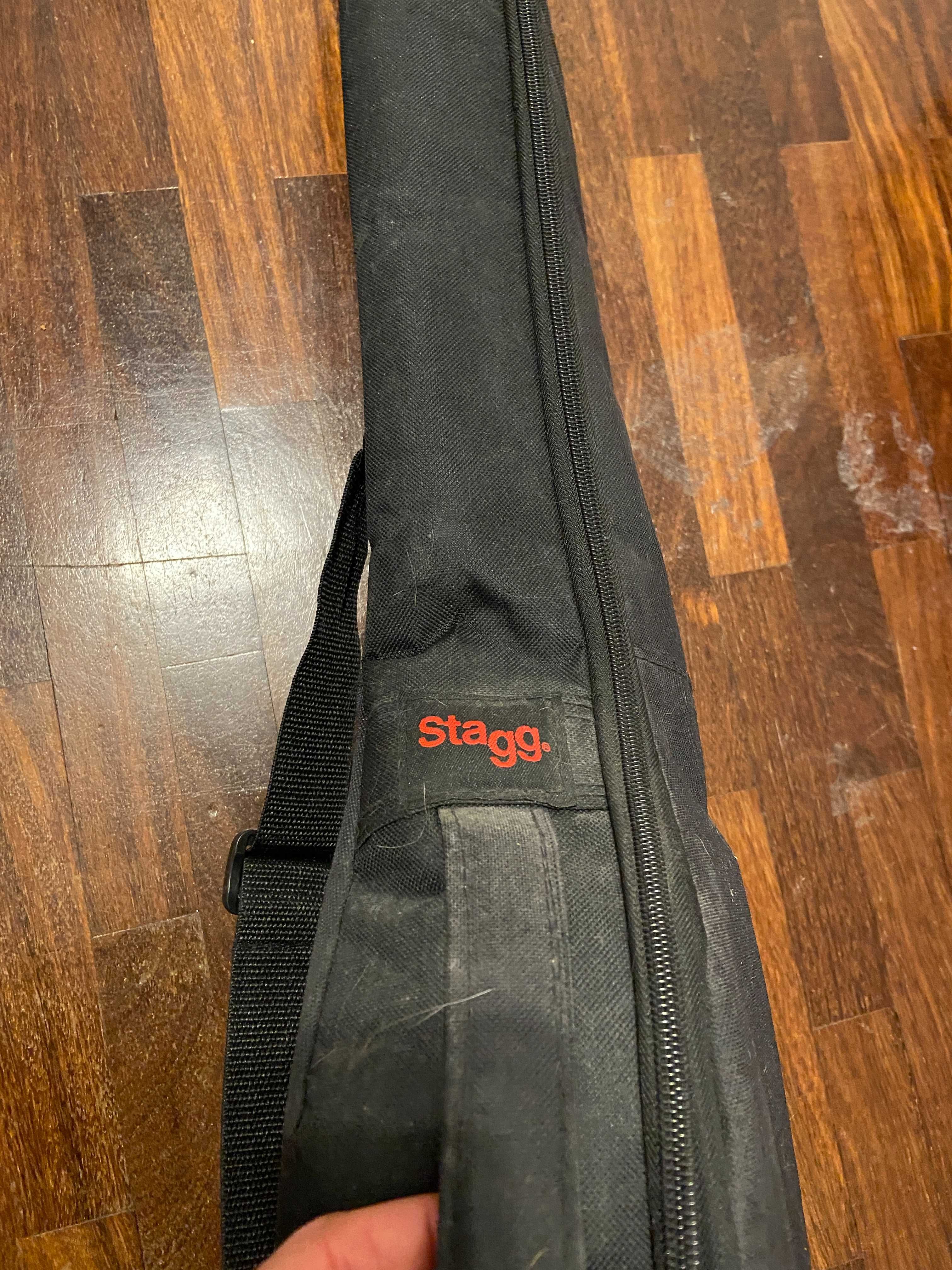 Guitarra Stagg Completa – Como Nova + Cabo + Cordas Novas