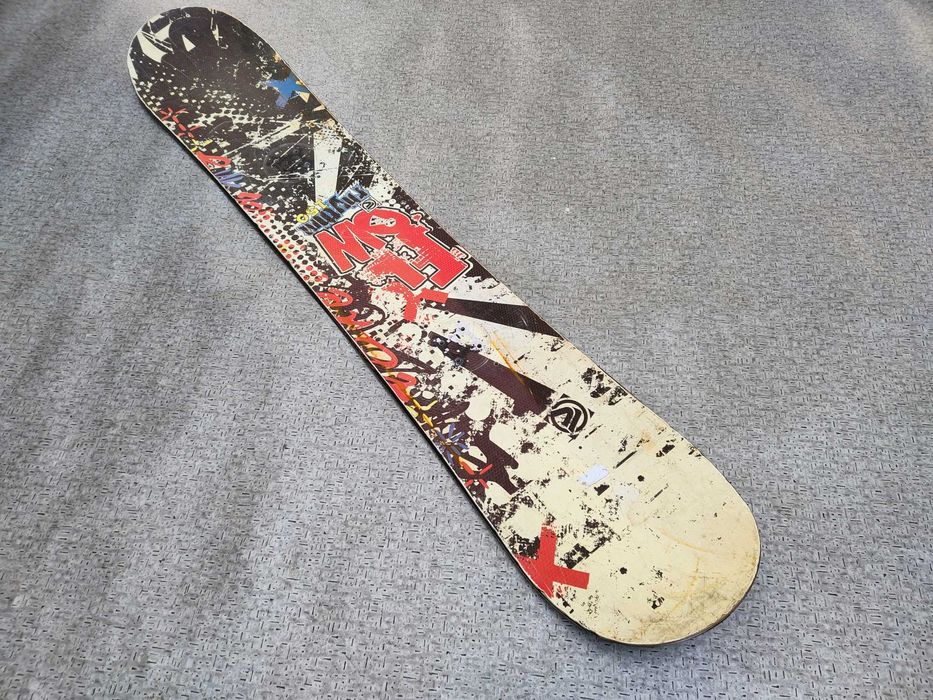 Dobra deska snowboardowa FLOW RYTHM 150 cm. Po serwisie! ROCKER