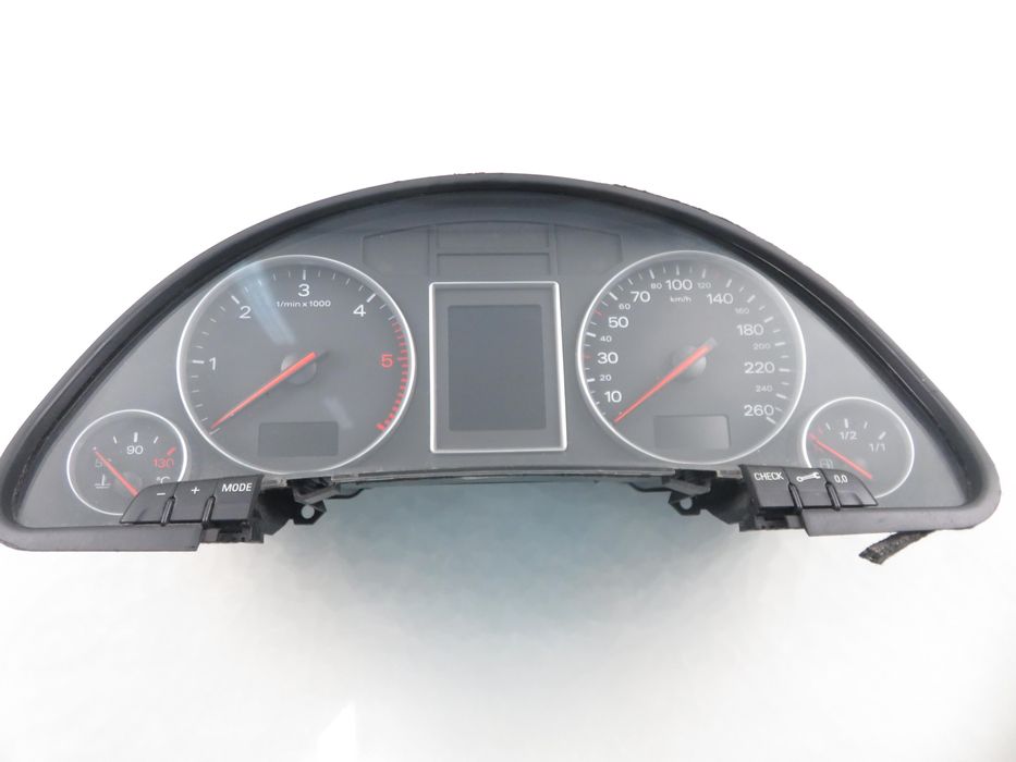 Licznik Audi A4 B6 (8e5) 1.9 Tdi - Awx