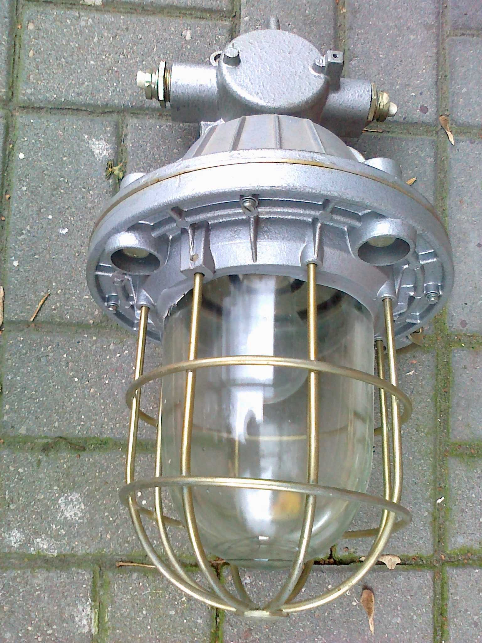 lampa specjalna LOFT PRL