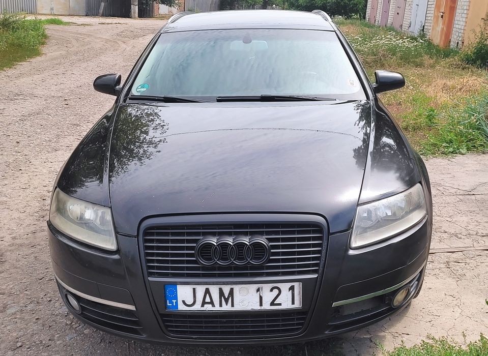 Срочно продам Ауді А6 С6.