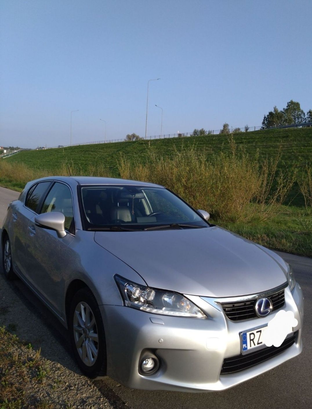 Lexus CT 200h Hybryda poj 1.8 Automat