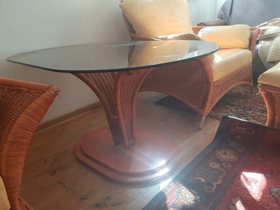 Piękny stolik + 2 fotele i podnóżek w całości ze skóry naturalnej