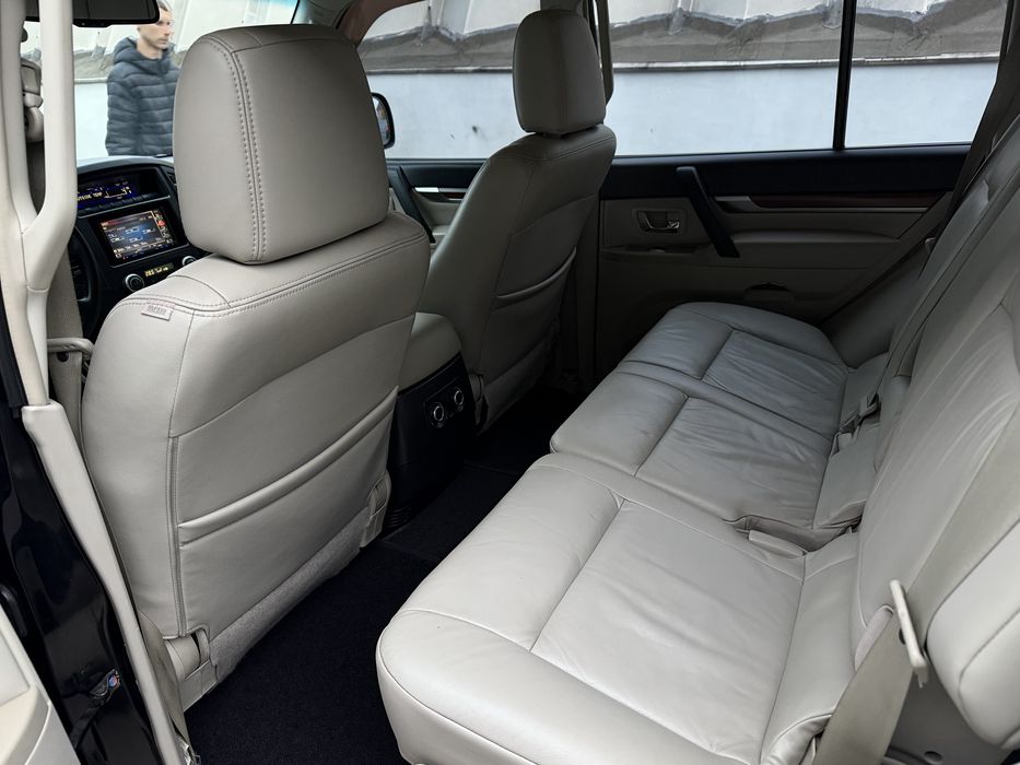 Mitsubishi Pajero Wagon 2009 3.0AT 4WD