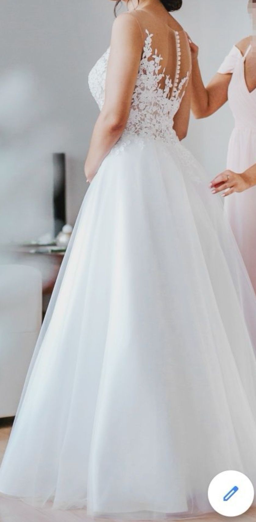 Suknia ślubna biała koronka kryształki swarovskiego tiul