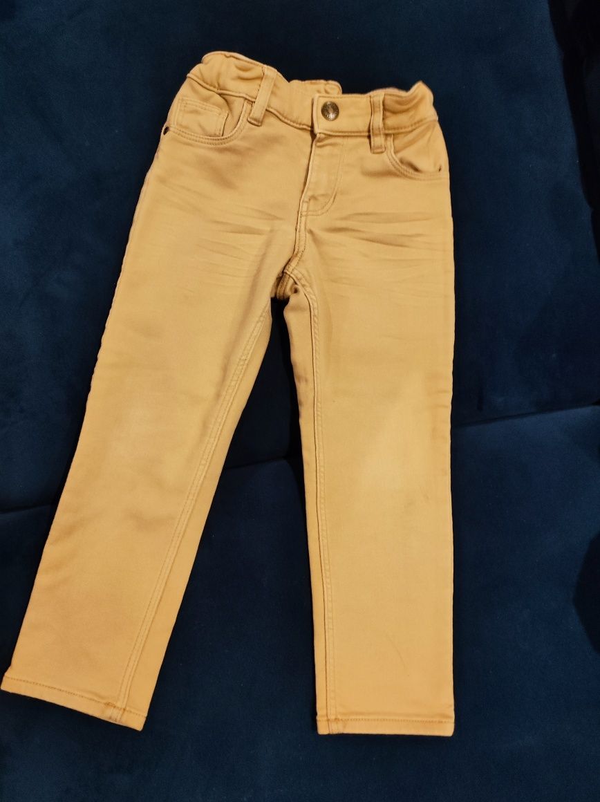 Beżowe spodnie slim fit  HM r. 104