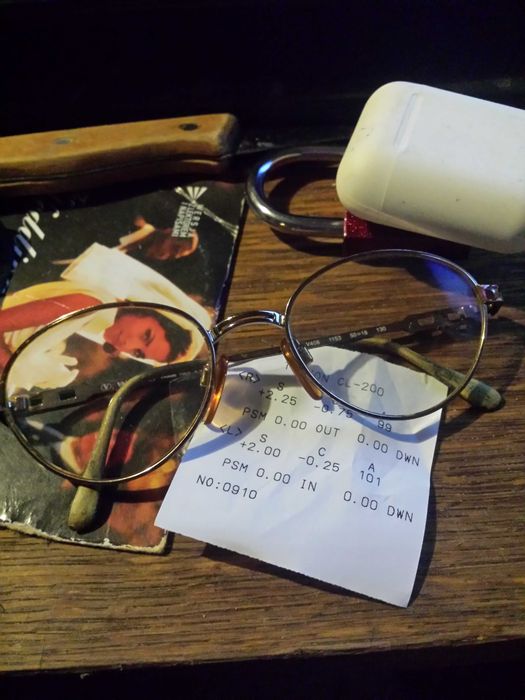 okulary korekcyjne valentino  v408 +2.25 +2,00 oraz cylindry