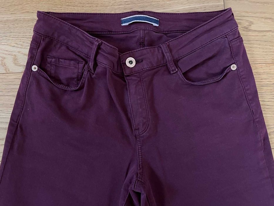 Bordowe spodnie z niskim stanem (skiny fit), Massimo Dutti - 38/M
