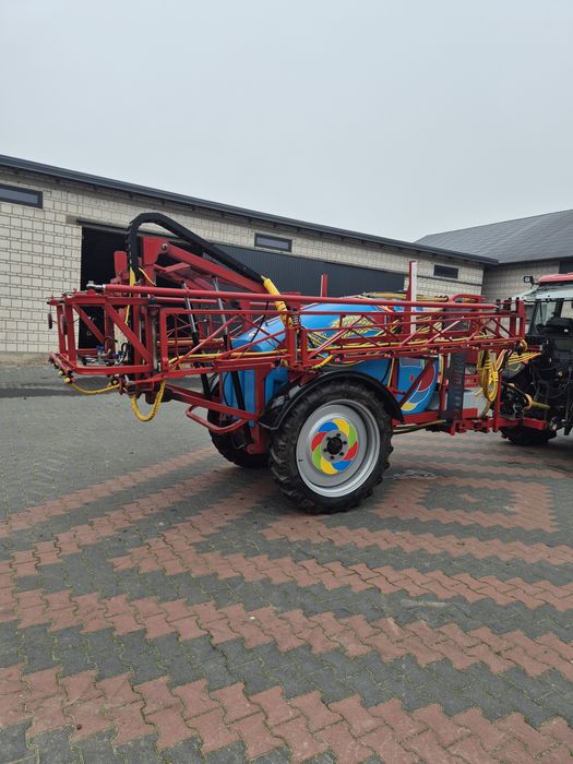 Opryskiwacz biardzki 2200l
