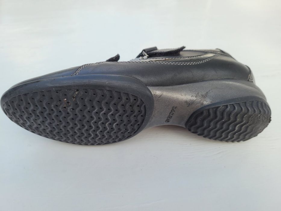 Кожанные туфли на липучках