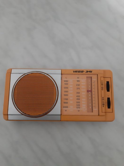 Продам радио Вега 341