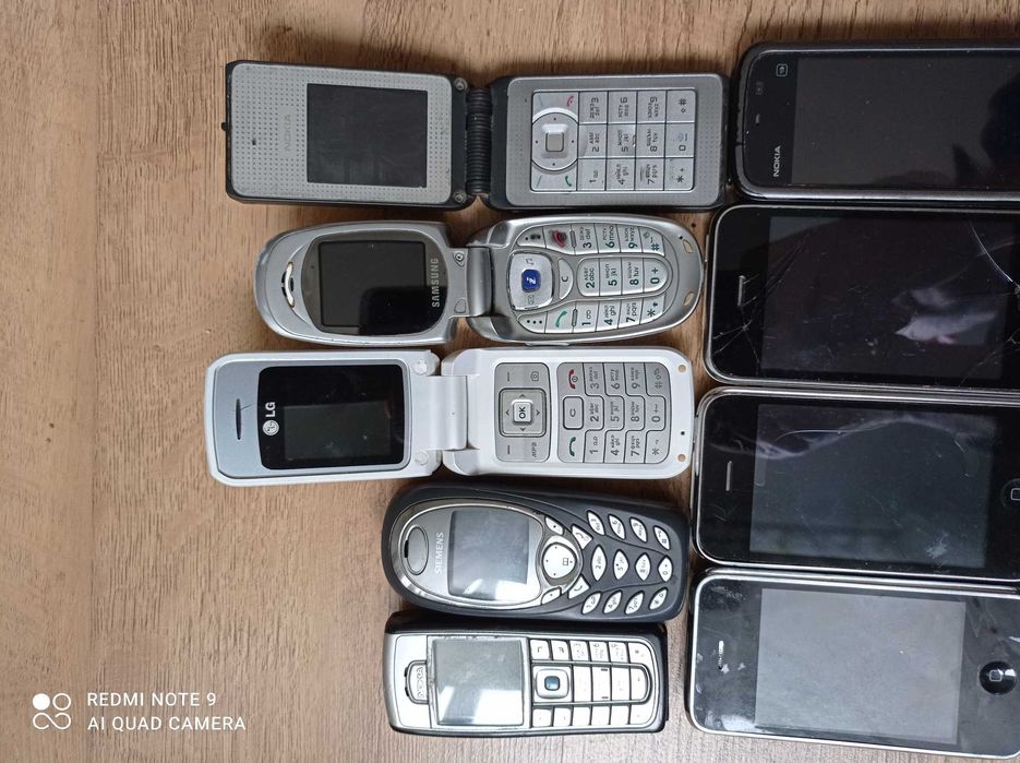 Телефон мобильный на запчасти