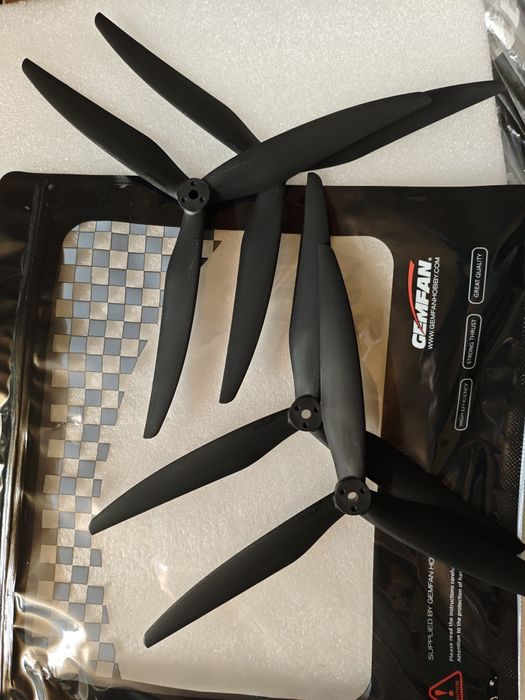 комплект пропелерів 4шт GemFan 1050-3 1070-3  1080-3