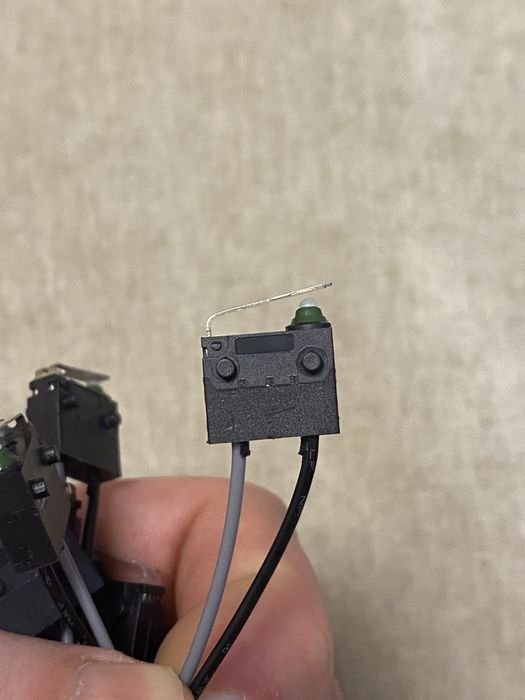 Кінцевик дверей мікрик Mercedes Benz Vito Viano W639 концевик двери