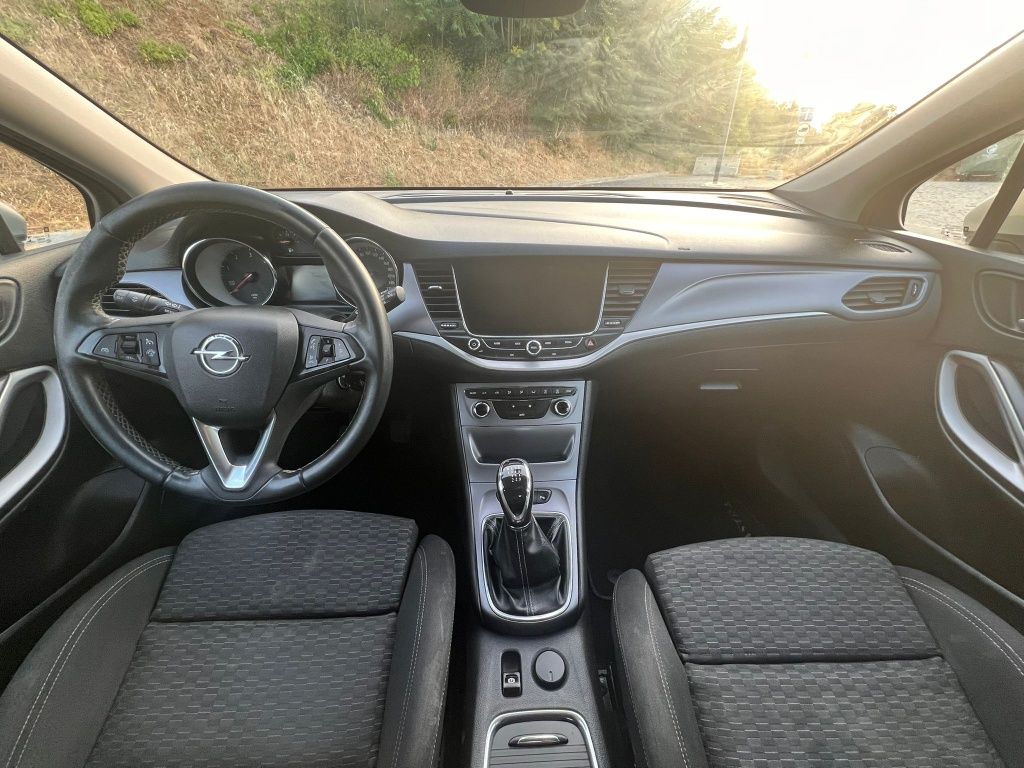 Opel Astra 1.6 cdti Sports Tourer - OPORTUNIDADE - Muitos extras