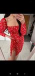 prettylittlething czerwona sukienka hiszpanka w kwiatki r.38