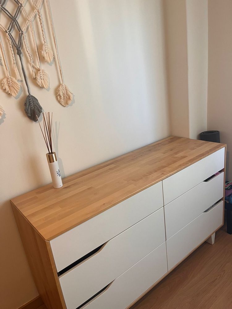 Cómoda IKEA com 6 gavetas como NOVA!