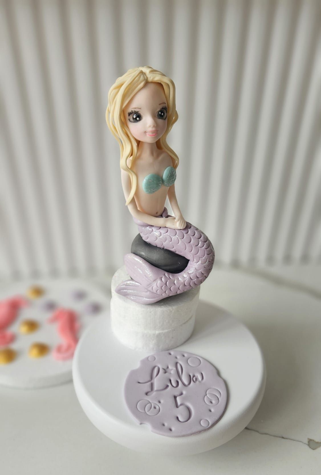 Syrenka z masy cukrowej na tort topper 3D