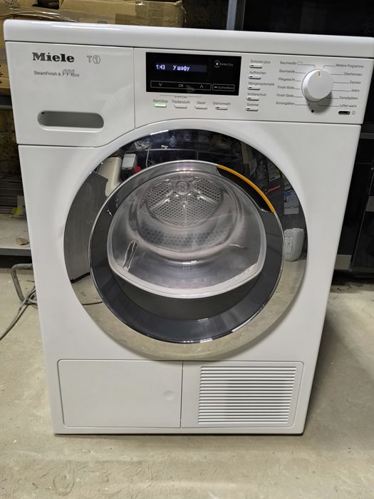 Сушильна машина (ОбробкаПарою)  Miele TKG 840 WP