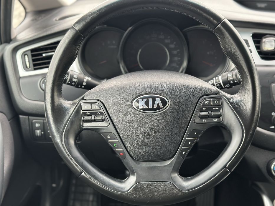 Kia ceed 2015 1.6d