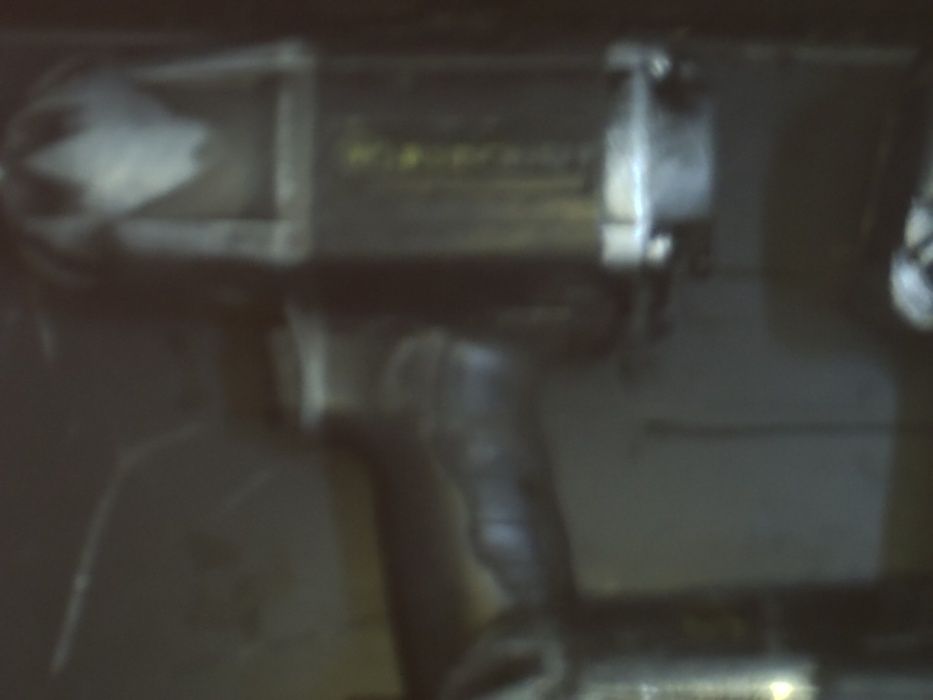 tres maquinas pneumaticas marca RC